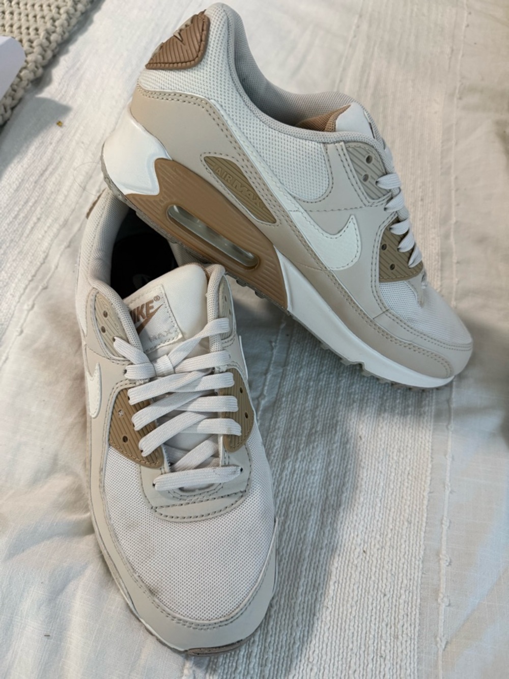 Nike Sneakers in White and Tan